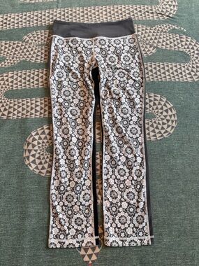 Lulu Floral Print Leggings
